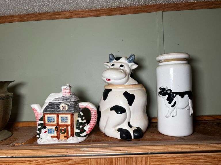 Cow cookie jar, wooden basket and more