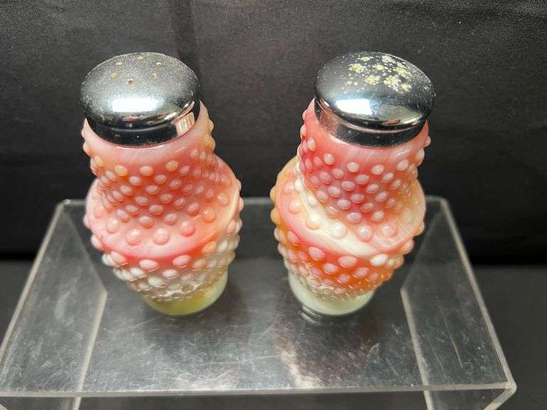 Set of pink/peach hobnail salt and pepper shakers