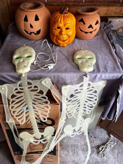 Halloween decor