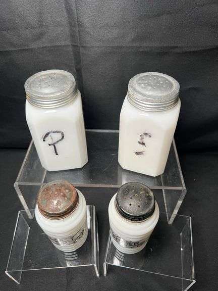 2 sets of vintage milk glass salt pepper shakers