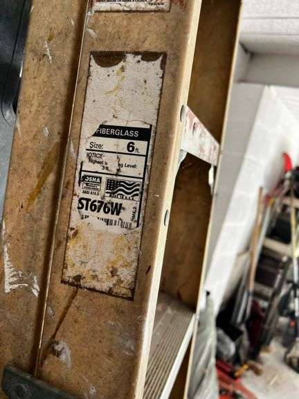 Stanley 6 ft ladder