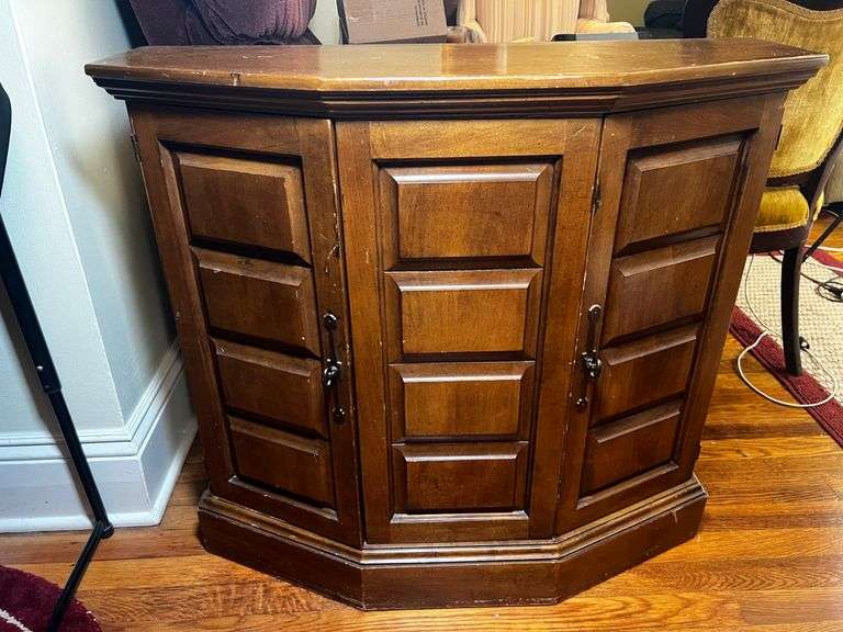Wooden console cabinet