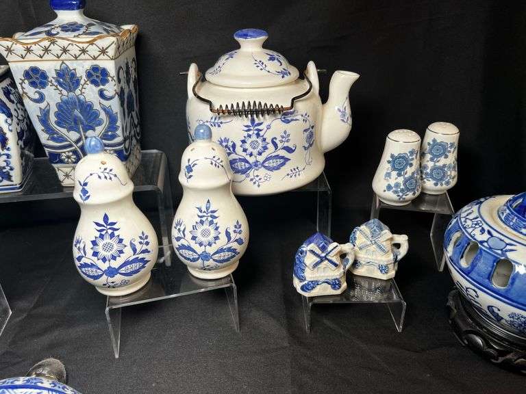 Assorted blue and white pattern ceramic and porcelain items