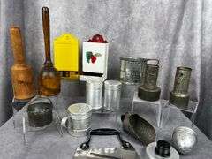 Vintage kitchen items