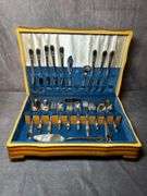 Silver plated Wallace utensil set