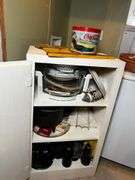 Contents of laundry room