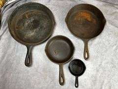 4 cast iron skillets