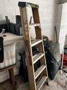 Stanley 6 ft ladder