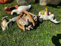 Ceramic and porcelain animals