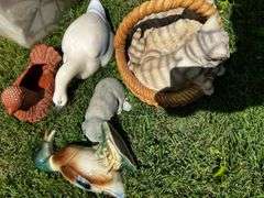 Ceramic and porcelain animals