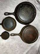 4 cast iron skillets