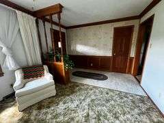 DO NOT BID - Interior Photos