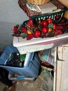 Linens, throw rugs, decor and more