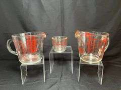3 vintage Pyrex measuring cups