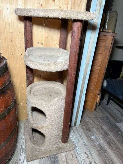 Cat tower
