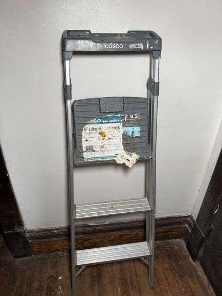Cosco 5ft aluminum step ladder