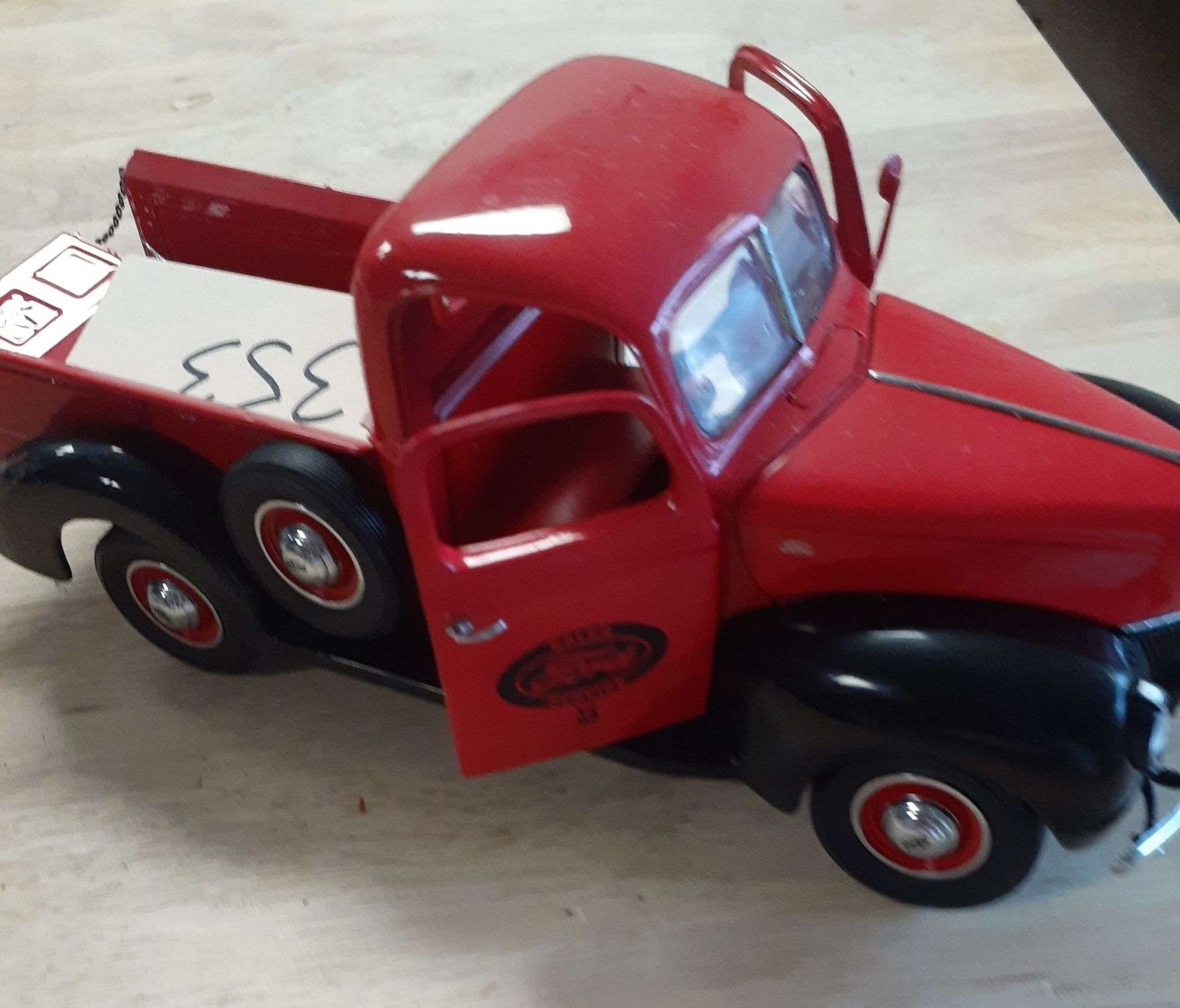 Franklin Mint 1940 Ford Pickup - Northern Kentucky Auction, LLC