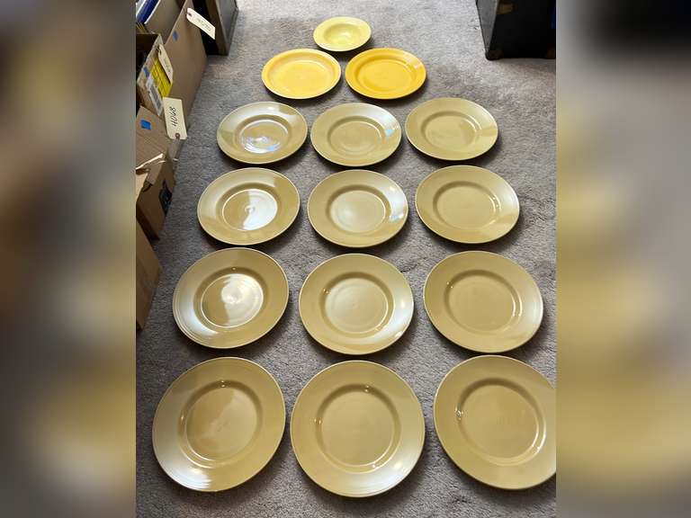 Assortment of stoneware plates & 1 bowl. Northern Kentucky Auction, LLC
