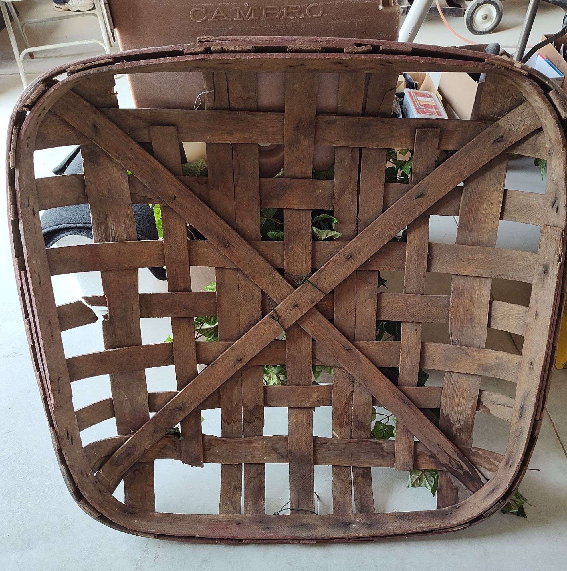vintage tobacco baskets Old Tobacco Basket, Maysville Kentucky