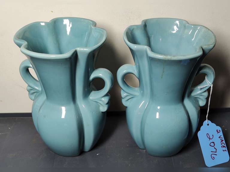 2 Vases no markings Northern Kentucky Auction, LLC