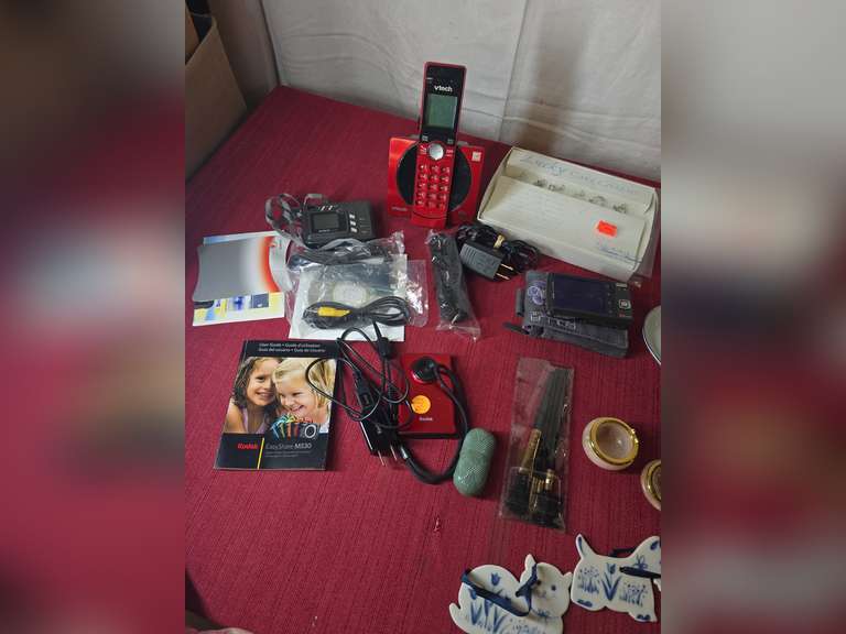 Plastic tote of miscellaneous items