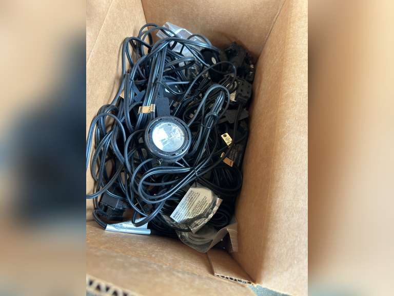 Under the cabinet lighting kit