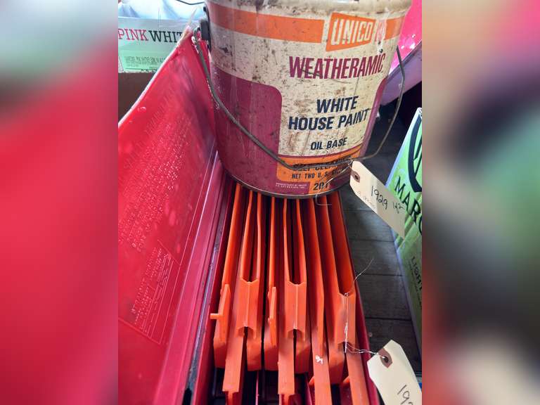Metal bucket, and roadside emergency reflectors