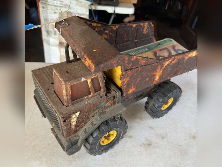 Tonka dump truck and a license plate