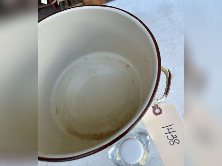 Enamelware stockpot