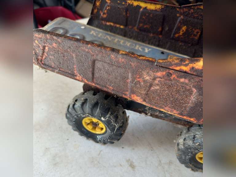 Tonka dump truck and a license plate