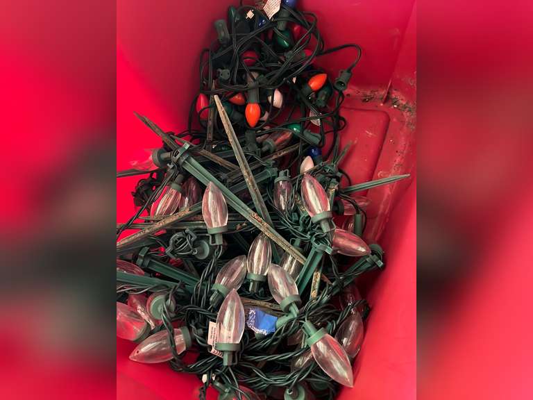 Clear & colored Christmas lights, Projection Whirl-a-motion and light clips. All worked when tested.