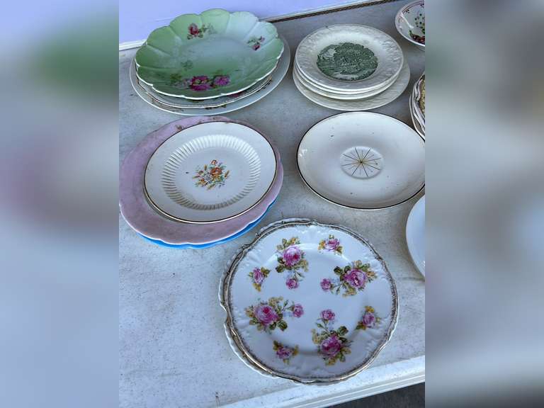 Miscellaneous vintage China. See photos for brands and condition.