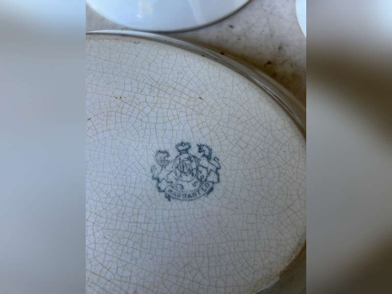 Miscellaneous vintage China. See photos for brands and condition.