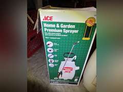 3 Gallon tank sprayer, seems to be holding pressure