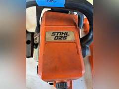 Stihl 025  has compression
