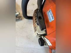 Stihl 025  has compression