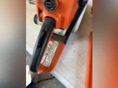 Stihl 025  has compression