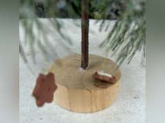 17” Christmas Tree (old)