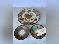 King Tom, a 72’ American tradition  plates (3), Maruta Ware (3), pie plates (2) and 1 vintage K&G Luneville France plate.