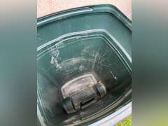 Garbage can
