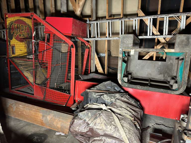 Basketball Pop a Shot- Condition Unknown other than what you can see. This item is extremely heavy and has several parts. The buyer is fully responsible for bringing their own manpower and equipment to load; we will not have staff to help.