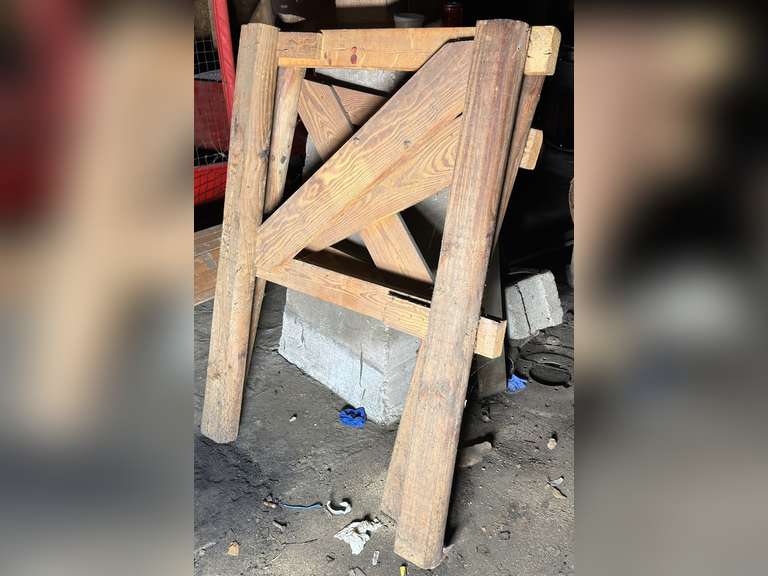 Fence pieces-Condition Unknown other than what you can see. This item is extremely heavy and has several parts. The buyer is fully responsible for bringing their own manpower and equipment to load; we will not have staff to help.