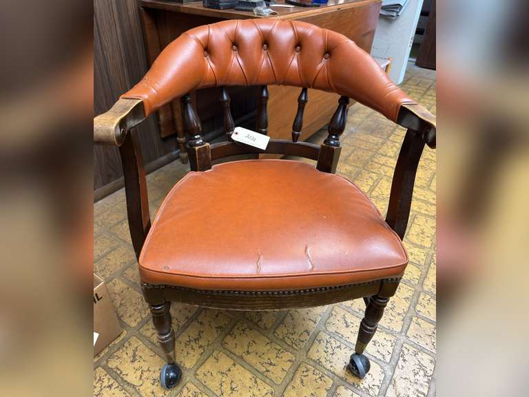 Vintage rolling desk chair