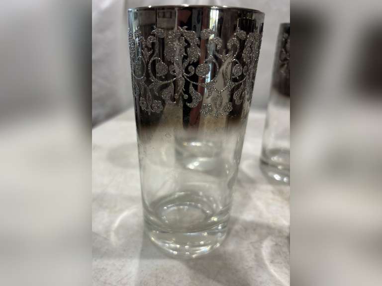 Vintage Queens Luster Glasses