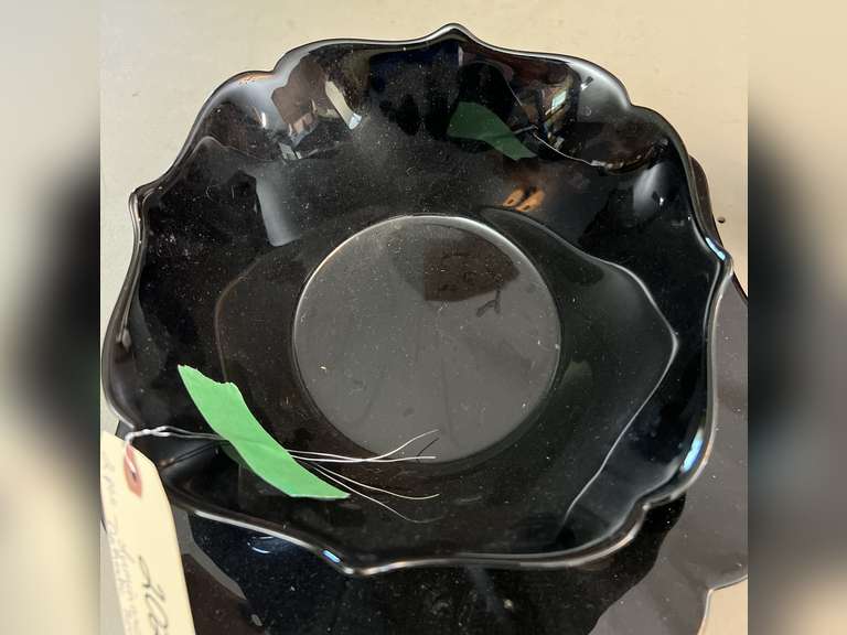 Luminary Noir plate & bowl. Cranberry glass.