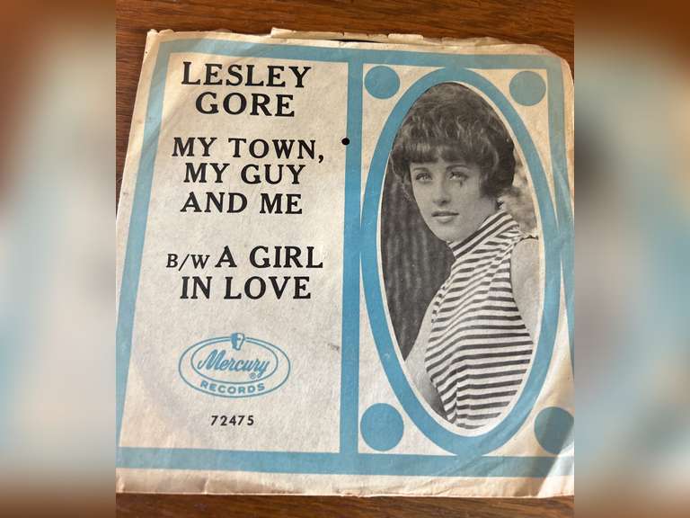 James Brown on King record label and Leslie Gore 45 vinyls