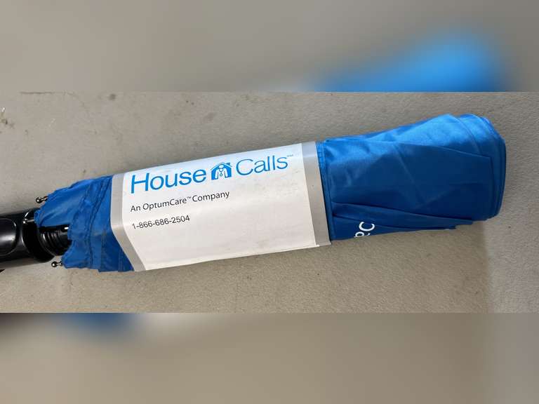 2 Folding umbrellas.