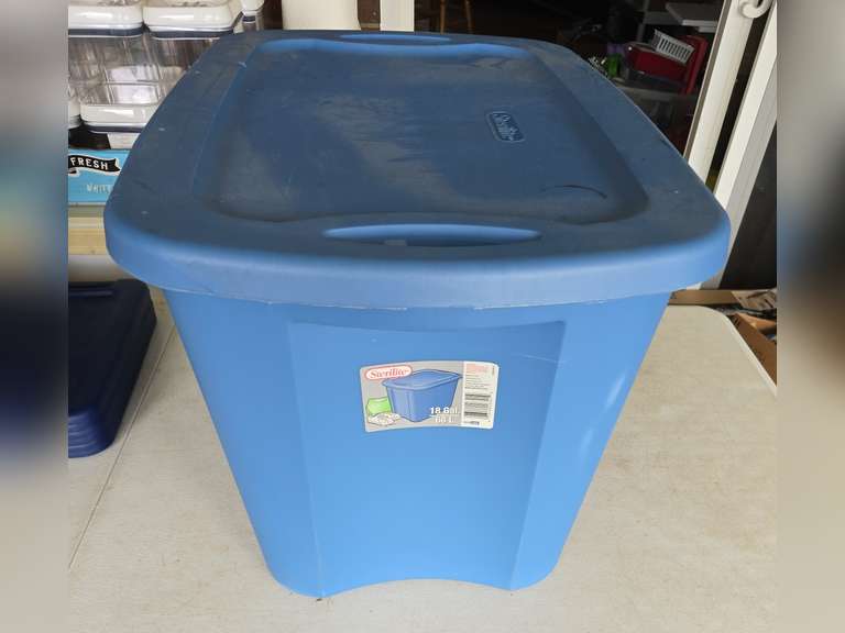 18 Gallon tote with small totes