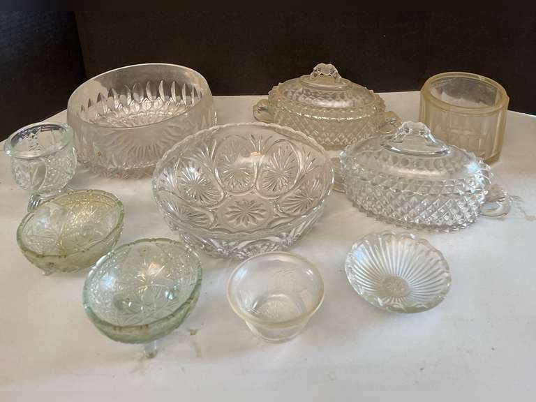 2 Sawtooth Lions Head compote dishes, leaded crystal bowl, salt holder which is cracked and additional clear glass pieces.