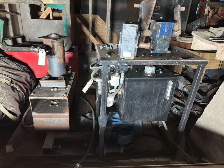 Machining tools- did not test- Condition Unknown other than what you can see. This item is extremely heavy and has several parts. The buyer is fully responsible for bringing their own manpower and equipment to load; we will not have staff to help.